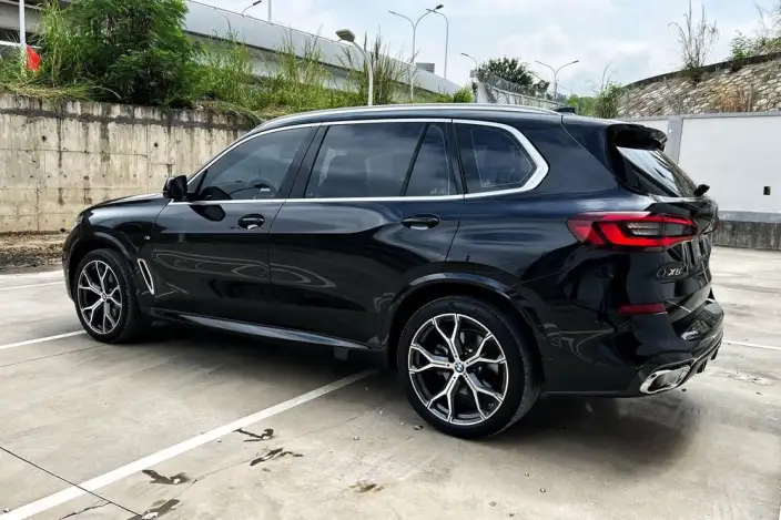 BMW X5 2022 Model xDrive 40Li Exclusive Model M Sports Set