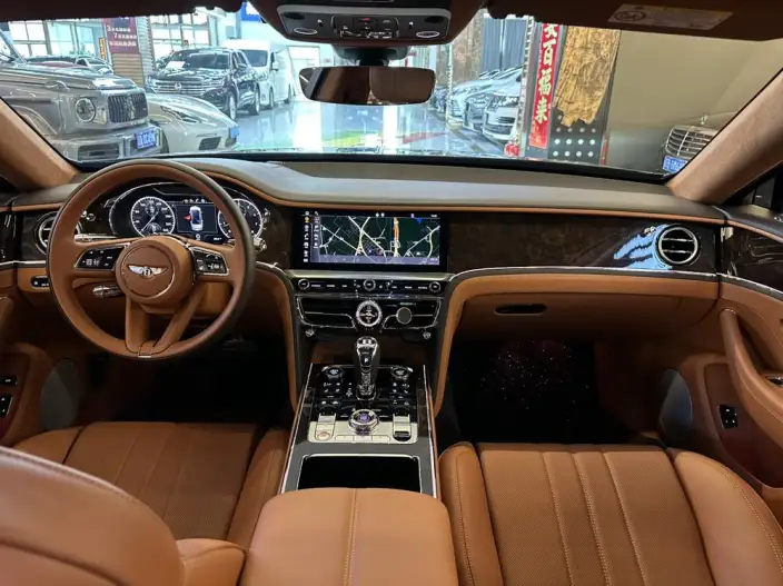 Continental Flying Spur 2024 Model 4.0T V8 Standard Edition – фото 8