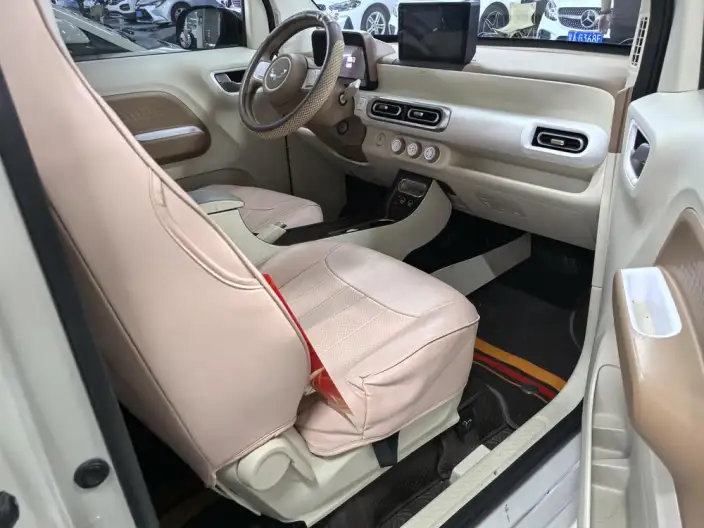 Wuling Hongguang MINIEV 2024 Model 215km Advanced version Lithium Iron Phosphate – фото 7