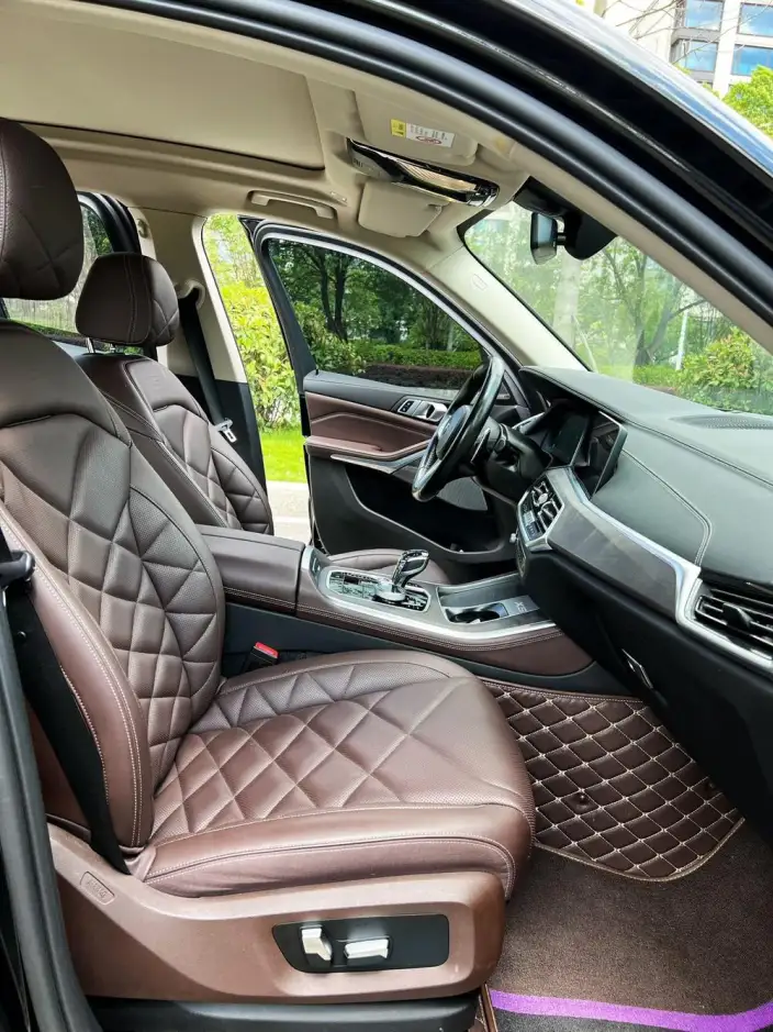 BMW X5 2023 Model xDrive30Li M Sports Set – фото 9