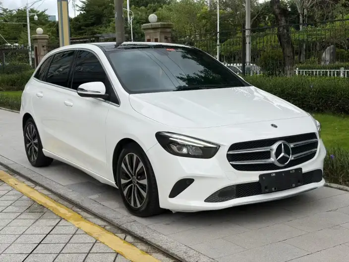 Mercedes-Benz B-Class 2021 Model B 200 Dynamic Model – фото 3