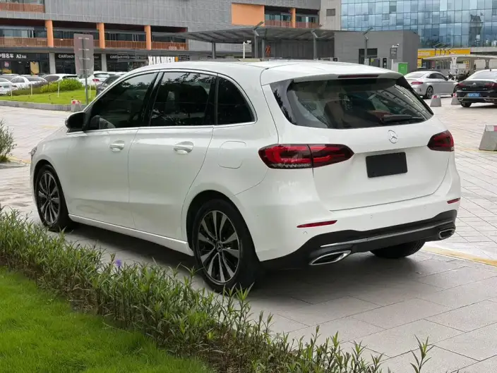 Mercedes-Benz B-Class 2021 Model B 200 Dynamic Model – фото 4