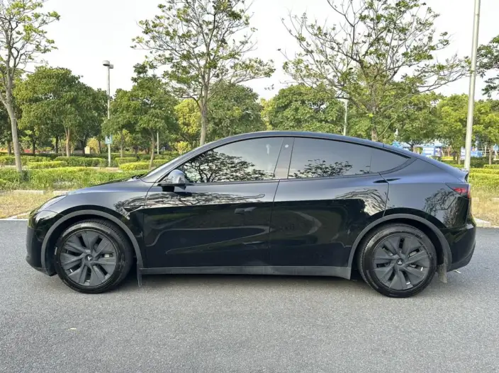 Model Y 2022 Model Facelift Rear-wheel drive version – фото 2
