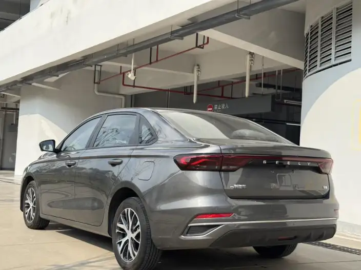 Geely Emgrand 2025 Model No. 4 Gen 1.5L CVT Star Glory Edition – фото 3