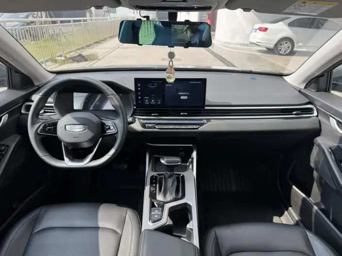 Geely Emgrand 2025 Model No. 4 Gen 1.5L CVT Star Glory Edition – фото 6