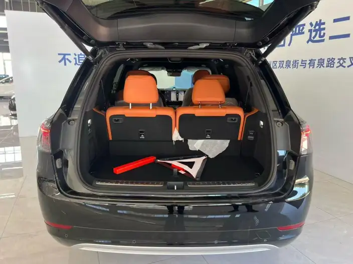Aito M9 2024 Model Extended Range Ultra VI seat Edition – фото 8
