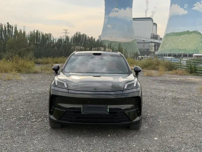 Lynk & Co 08 EM-P 2026 Model 210 4WD Performance Ultra H7 – фото 2