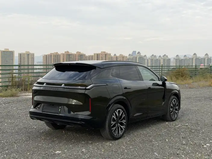 Lynk & Co 08 EM-P 2026 Model 210 4WD Performance Ultra H7 – фото 6