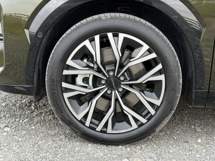 Lynk & Co 08 EM-P 2026 Model 210 4WD Performance Ultra H7 – фото 9