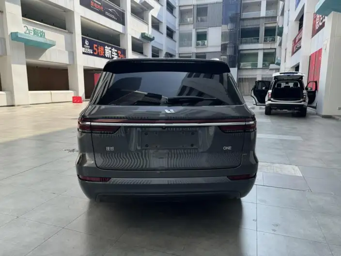 Li Auto ONE 2021 Model Extended Range 6 seat Edition – фото 5