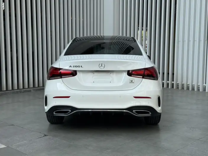 Mercedes-Benz A-class 2022 Model Facelift II A 200 L Sports sedan Fashion Edition – фото 5