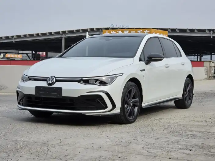 Volkswagen Golf 2021 Model 280TSI DSG R-Line – фото 1