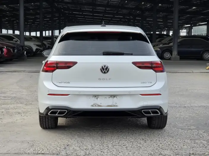 Volkswagen Golf 2021 Model 280TSI DSG R-Line – фото 5