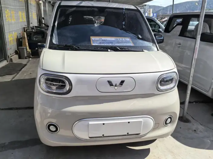 Wuling Hongguang MINIEV 2024 Model 215km Advanced version Lithium Iron Phosphate – фото 2