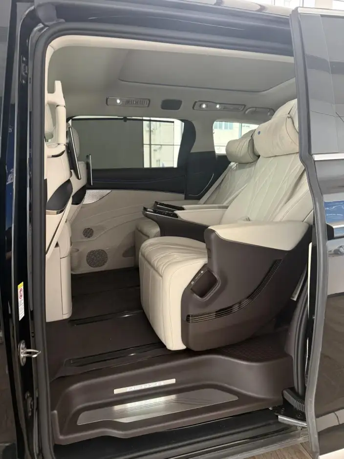 DENZA D9 DM 2025 Model Smart Driving Edition 1020 4WD Flagship Model – фото 7