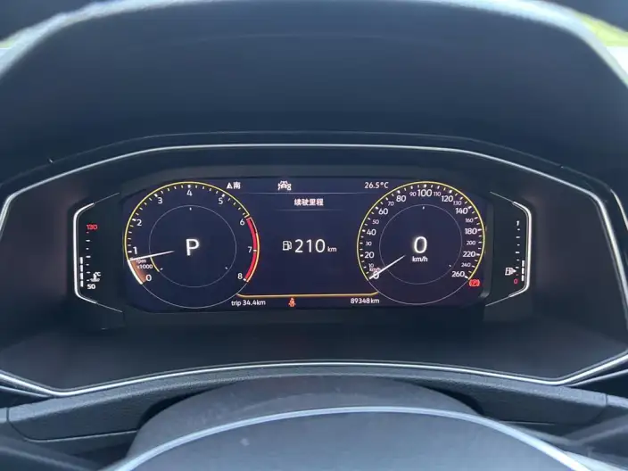 Volkswagen T-Roc 2020 Model 280TSI DSG 2WD Luxury Model – фото 8