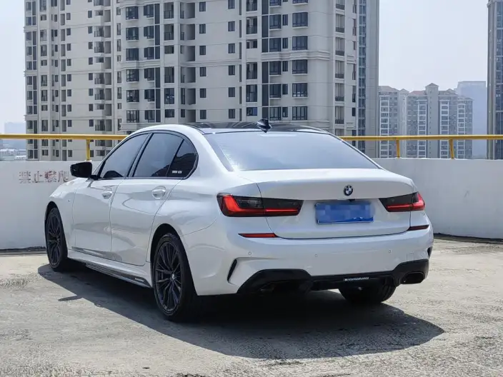 BMW 3 Series 2022 Model 320Li M Sports Set – фото 4