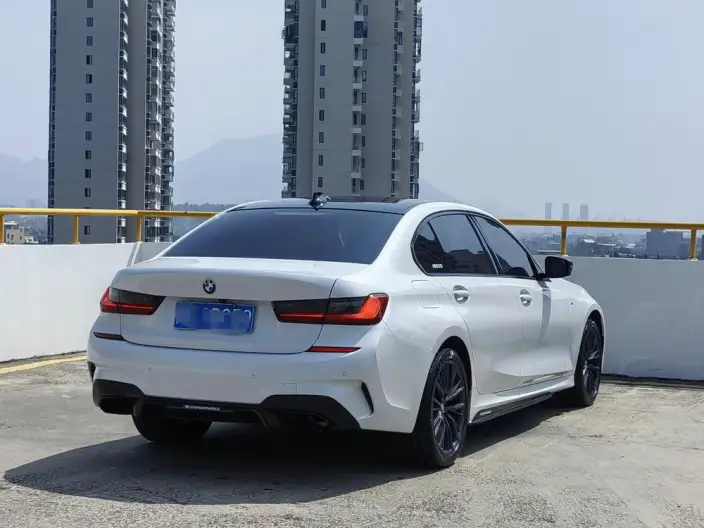 BMW 3 Series 2022 Model 320Li M Sports Set – фото 6