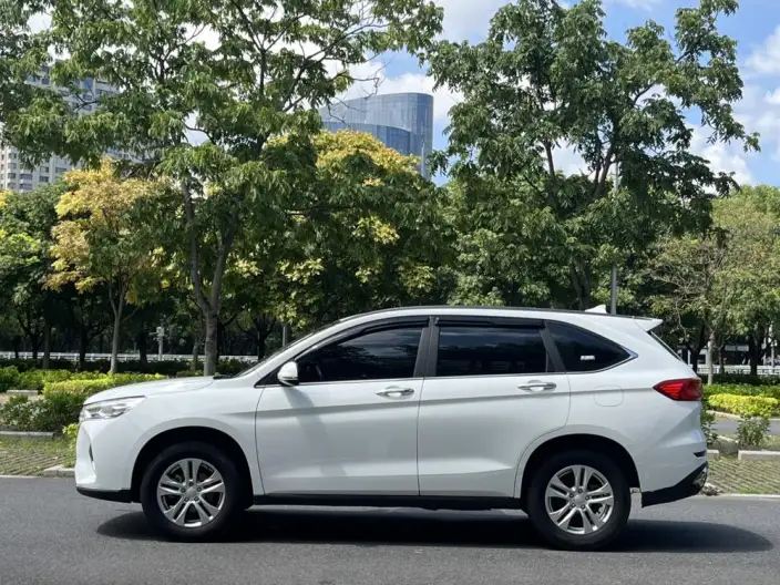Haval M6 2023 Model PLUS 1.5T DCT Elite Smart Connect Model – фото 4