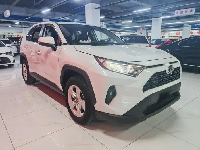 Toyota RAV4 2024 Model 2.0L CVT 2WD Urban Edition – фото 3