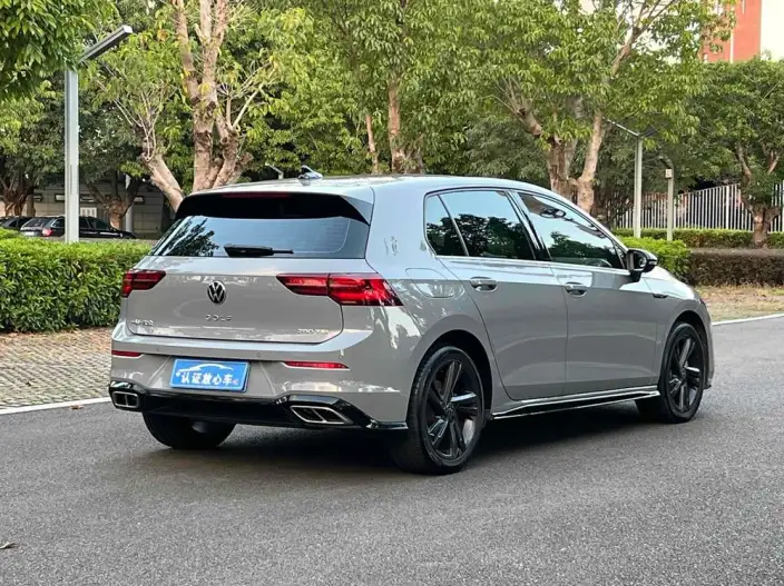 Volkswagen Golf 2023 Model 280TSI DSG R-Line Lite – фото 6