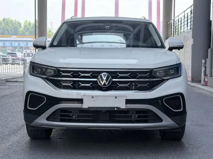 Volkswagen Tayron 2023 Model 280TSI 2WD Luxury Plus Advanced version – фото 2