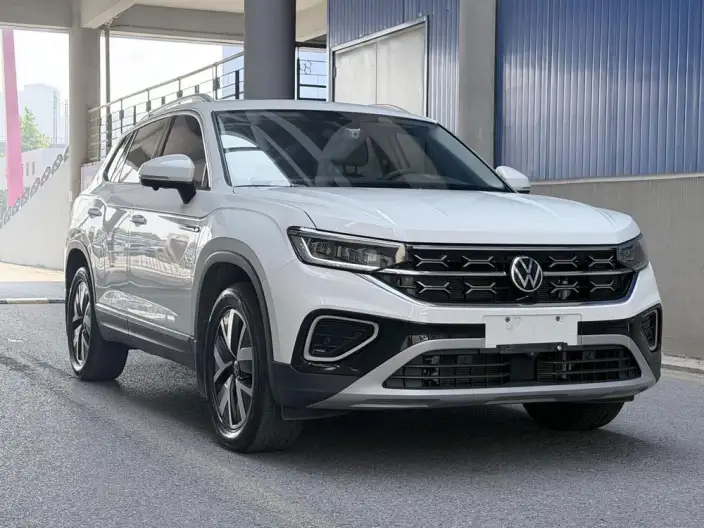 Volkswagen Tayron 2023 Model 280TSI 2WD Luxury Plus Advanced version – фото 3