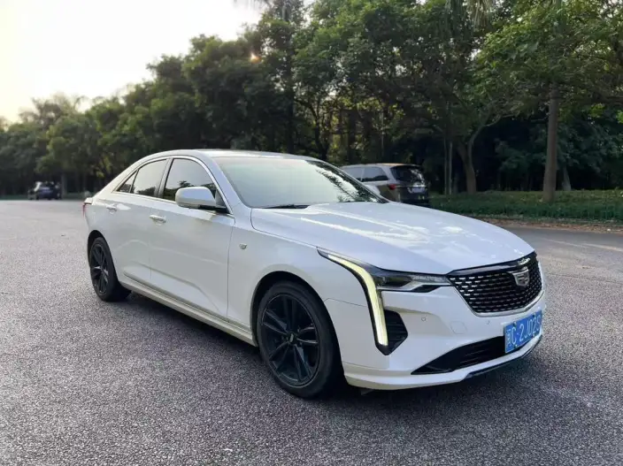 Cadillac CT4 2022 Model 28T Luxury Model – фото 3