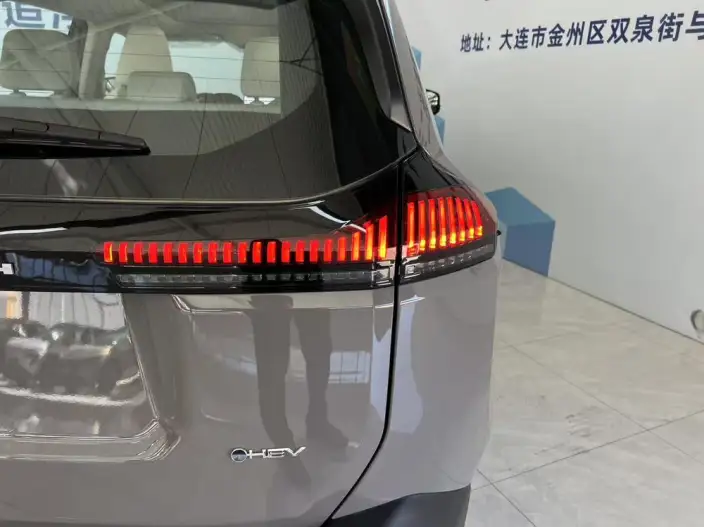 Toyota RAV4 2026 Model Hybrid 2.0L 2WD Deluxe Edition – фото 7