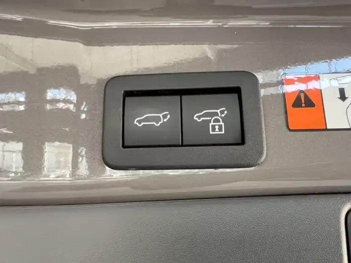 Toyota RAV4 2026 Model Hybrid 2.0L 2WD Deluxe Edition – фото 8