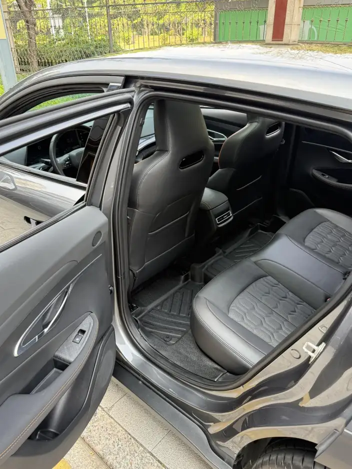 Changan UNI-T 2022 Model 1.5T Flagship Model – фото 9