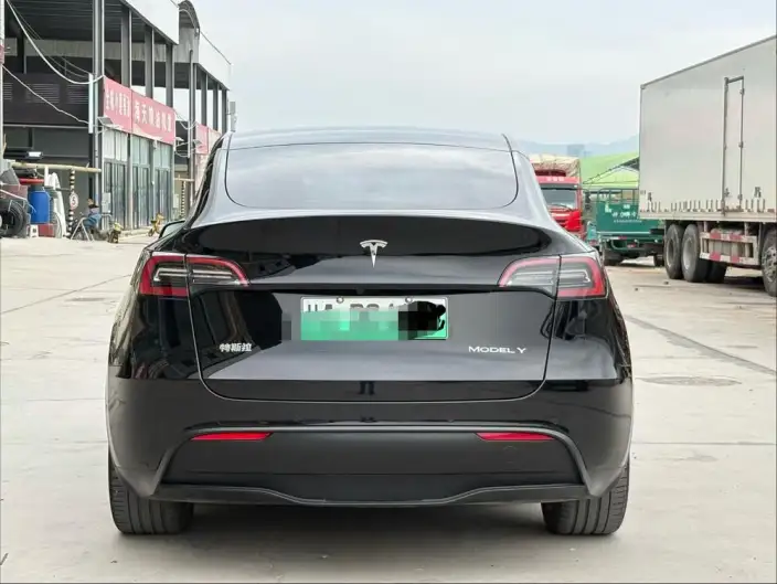 Model Y 2022 Model Facelift Rear-wheel drive version – фото 5