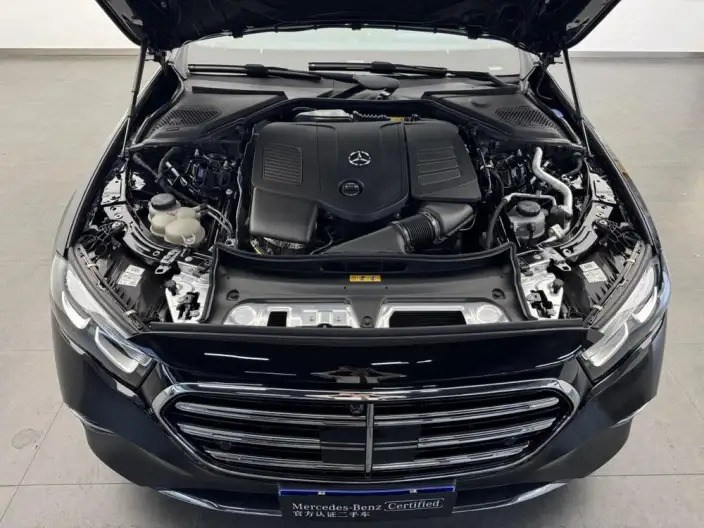 Mercedes-Benz E-Class 2025 Model E 300 L Luxury Model sedan – фото 9