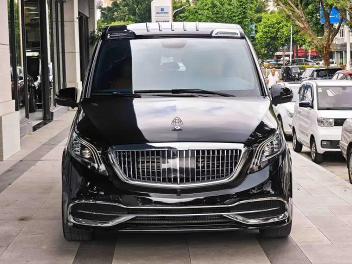 Viano 2023 Model 2.0T Business Edition 7 seat – фото 2
