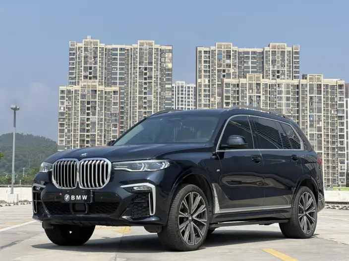 BMW X7 2021 Model xDrive40i Executive Model M Sports Set – фото 1