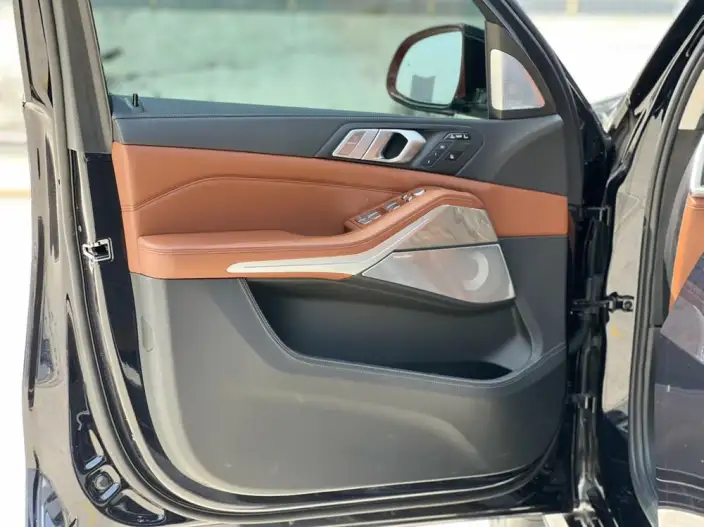 BMW X7 2021 Model xDrive40i Executive Model M Sports Set – фото 7