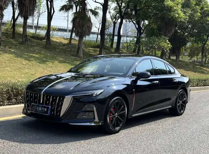 HONGQI H6 2025 Model 2.0T Zhishang Edition – фото 1