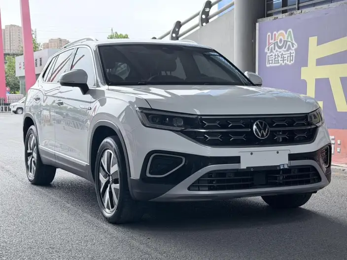 Volkswagen Tayron 2023 Model 280TSI 2WD Luxury Plus Advanced version – фото 3