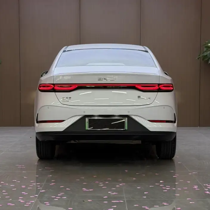 BYD Qin PLUS DM 2025 Model Smart Driving Edition DM-i 128KM Enterprising Model – фото 5