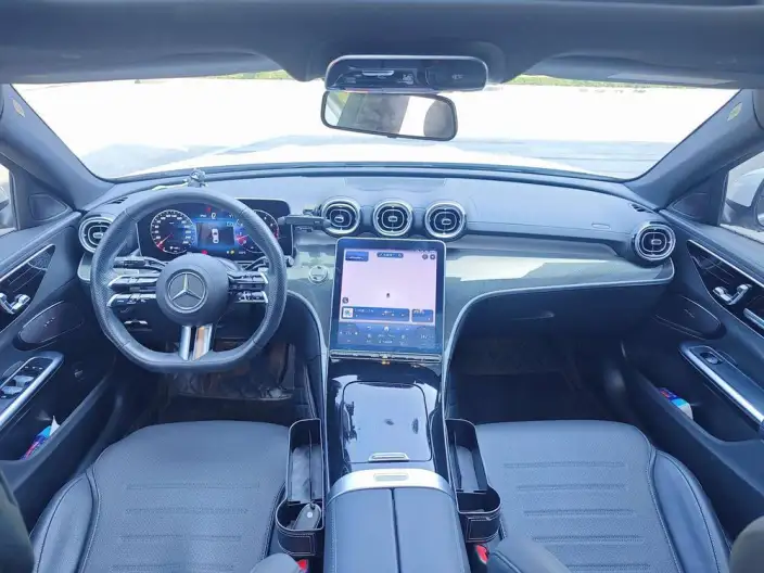Mercedes-Benz C-Class 2023 Model Facelift II C 260 L Sports Edition – фото 7