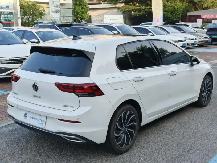 Volkswagen Golf 2021 Model 280TSI DSG Pro First Edition Edition – фото 5