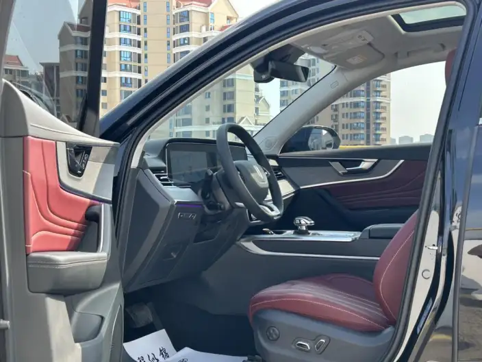 Hongqi HS5 2025 Model 2.0T Flag Xiang Pro Edition – фото 8