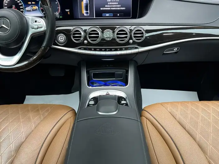 Mercedes-Maybach S-Class 2020 Model S 450 4MATIC Collector Edition Edition – фото 5