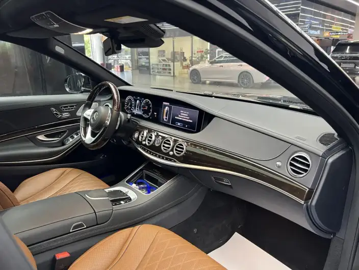 Mercedes-Maybach S-Class 2020 Model S 450 4MATIC Collector Edition Edition – фото 7