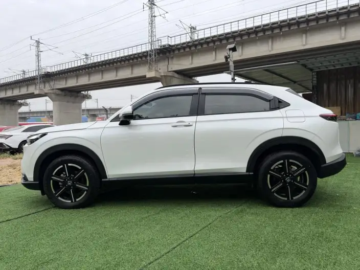 Honda Vezel 2023 Model 1.5L CVT Pioneer Edition – фото 4