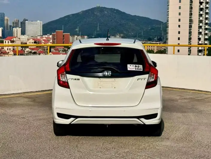 Honda Fit 2020 Model 1.5L CVT Comfort Edition – фото 4