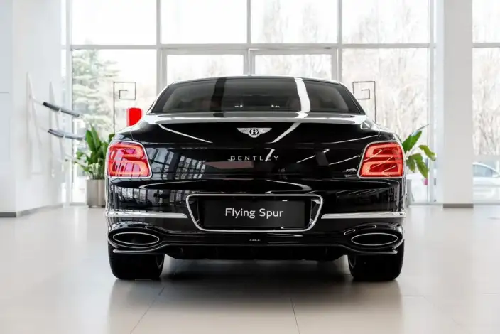 Bentley Flying Spur 2026 Model 4.0T V8 Standard Edition – фото 5