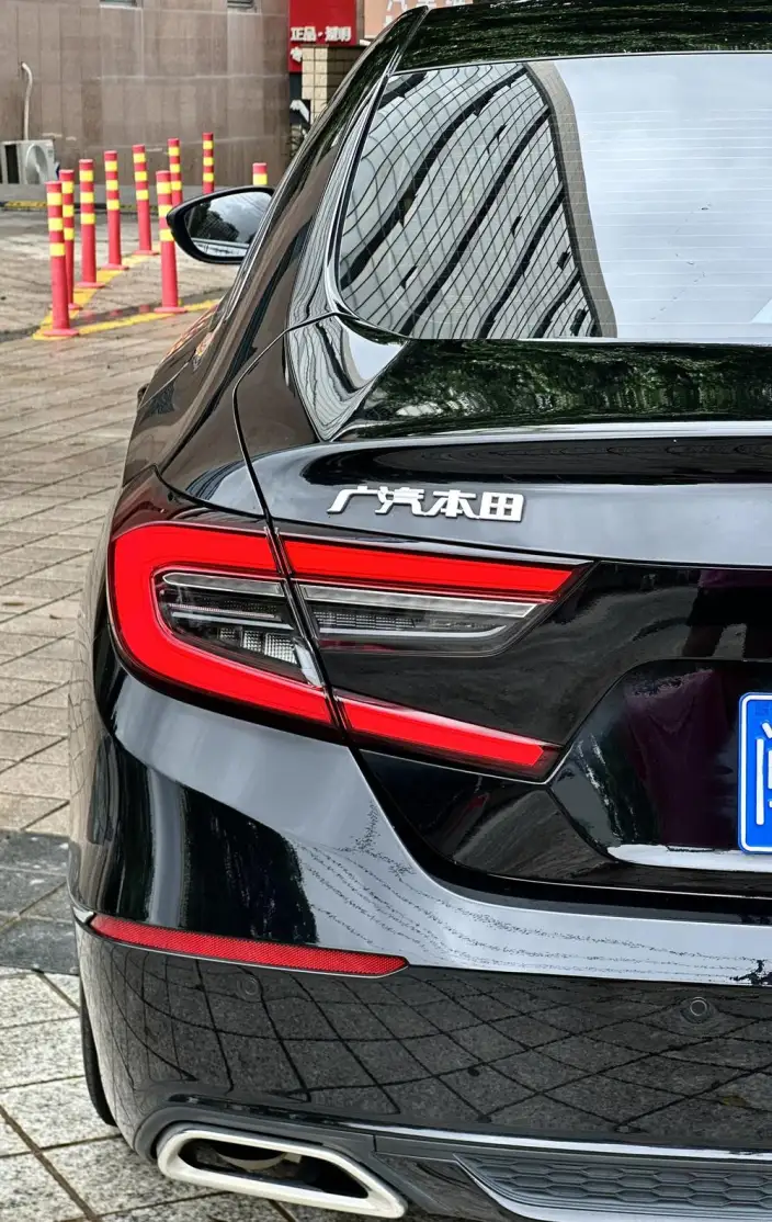 Honda Accord 2022 Model 260TURBO Deluxe Edition – фото 5