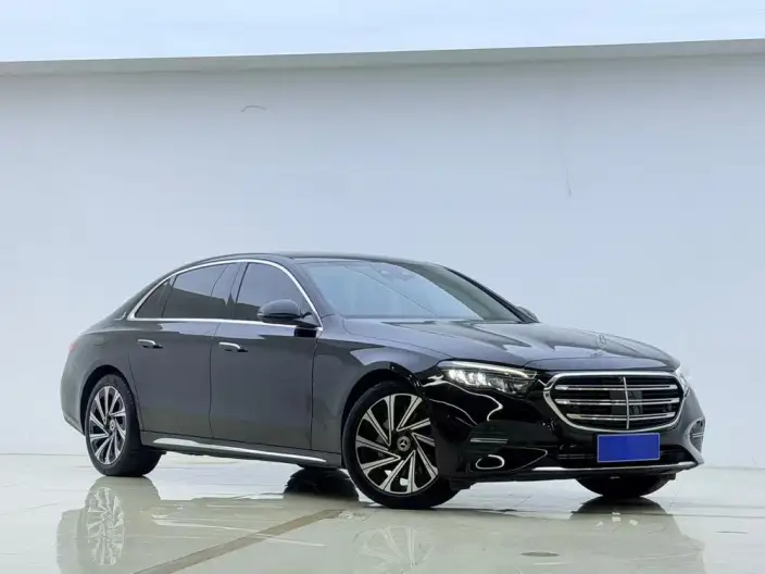 Mercedes-Benz E-Class 2025 Model E 300 L Luxury Model sedan – фото 3