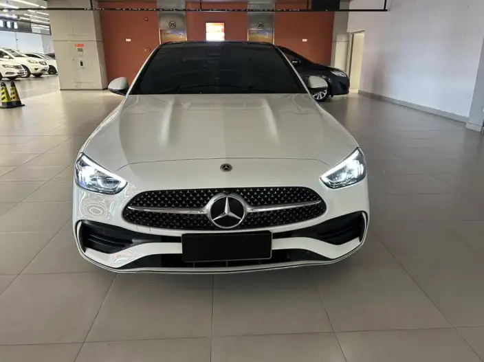 Mercedes-Benz C-Class 2025 Model C 260 L Sports Edition – фото 2